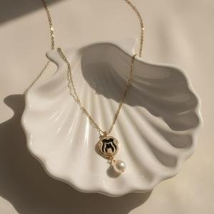 Luminous Link Necklace