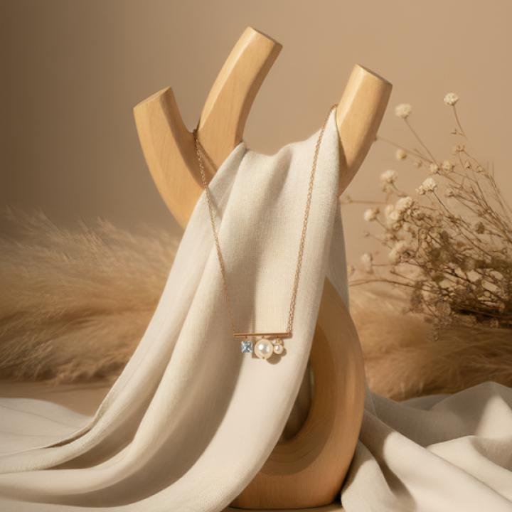 Stellar Strand Necklace